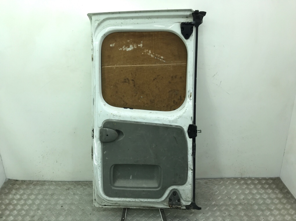 Дверь задняя распашная правая бу для Opel Vivaro  1.9 DCi,  2005 г.