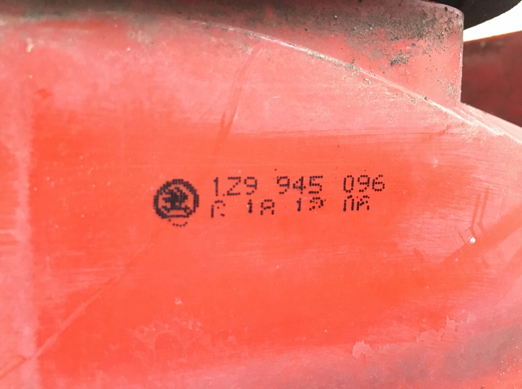 Фонарь задний правый бу для Skoda Octavia A5 2.0 TDi,  2007 г.
