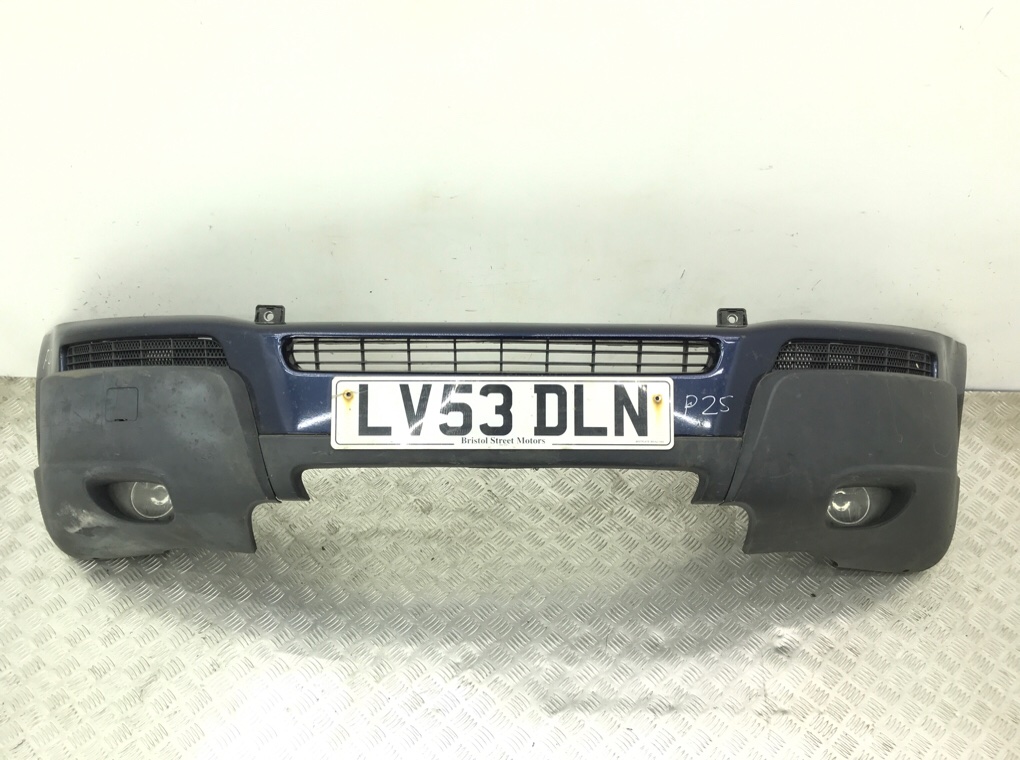 Бампер передний бу для Volvo XC90 2.4 D5, 2003 г.
