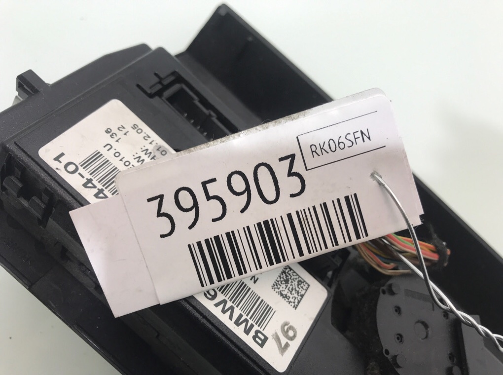 Блок управления печки/климат-контроля бу для BMW 3 E90/E91/E92/E93 2.0 TD,  2006 г.