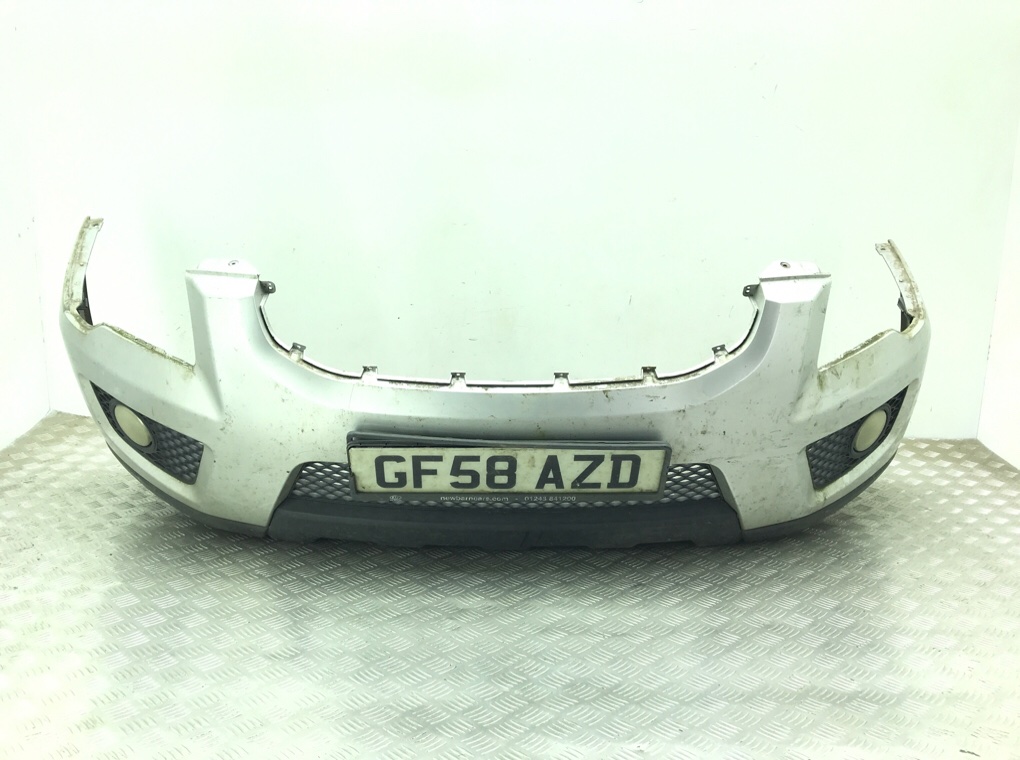 Бампер передний бу для Kia Sportage 2.0 CRDi, 2008 г.