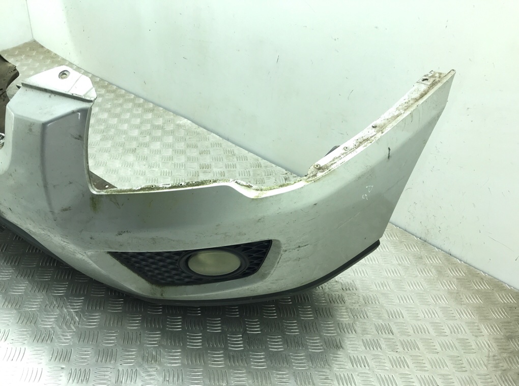 Бампер передний бу для Kia Sportage 2.0 CRDi, 2008 г. Бампер передний бу для Kia Sportage 2.0 CRDi, 2008 г.