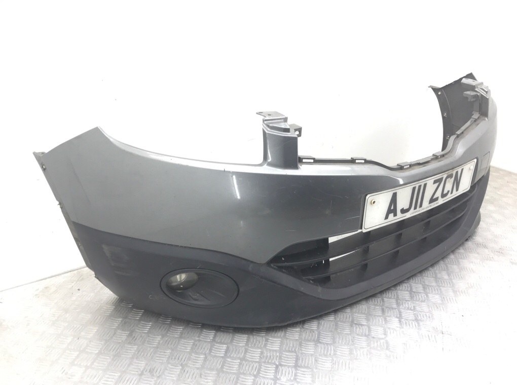Бампер передний бу для Nissan Qashqai  1.5 DCi,  2011 г.