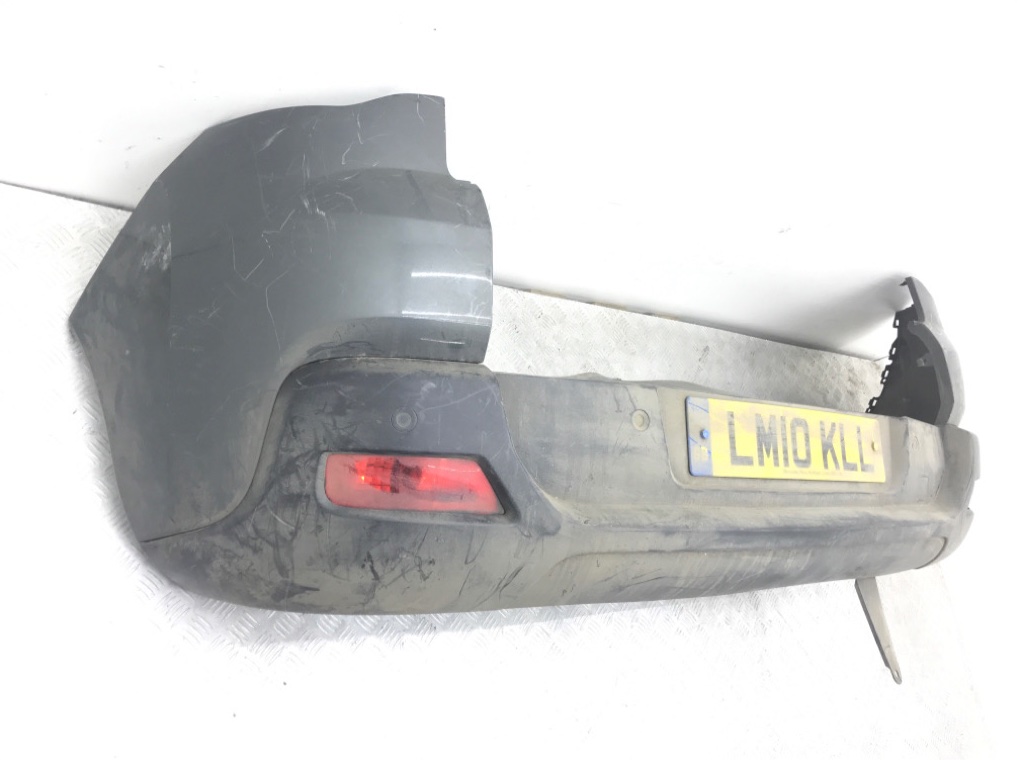 Бампер задний бу для Peugeot 3008  1.6 i,  2010 г.