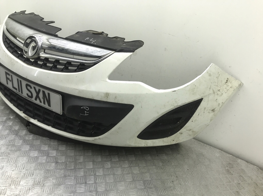Бампер передний бу для Opel Corsa D 1.3 CDTi,  2011 г.