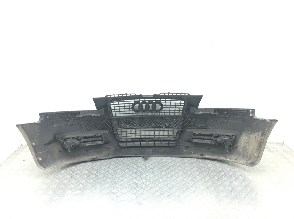 Бампер передний бу для Audi A3 8P 2.0 TDi,  2008 г.
