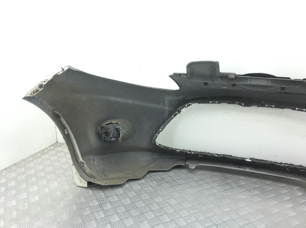 Бампер передний бу для Ford Fiesta 6 1.3 i,  2011 г.