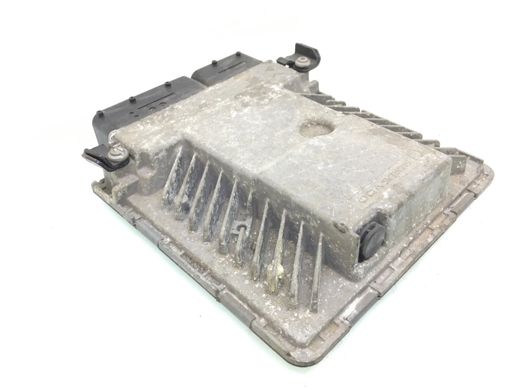 Блок управления двигателем бу для Audi A3 8P 2.0 TDi,  2008 г.