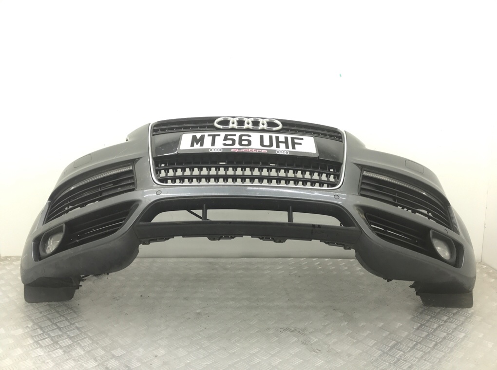 Бампер передний бу для Audi Q7  3.0 TDi,  2006 г.