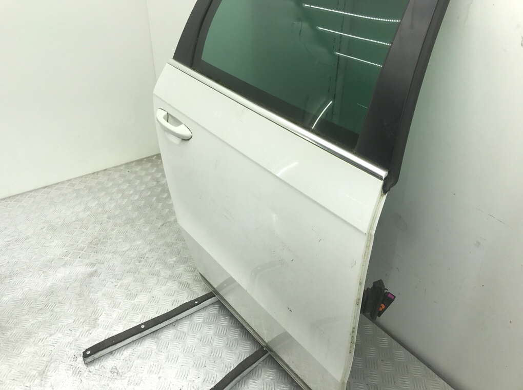 Дверь задняя правая бу для Volkswagen Passat B7 1.6 TDi,  2011 г.