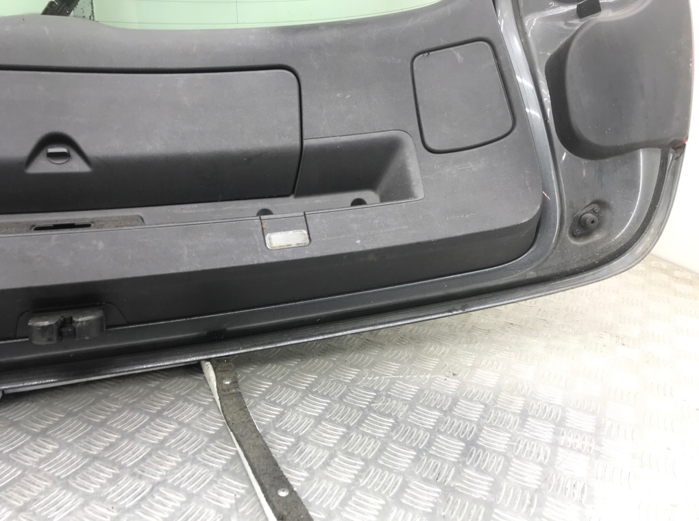 Крышка багажника бу для Audi Q7  3.0 TDi,  2006 г.