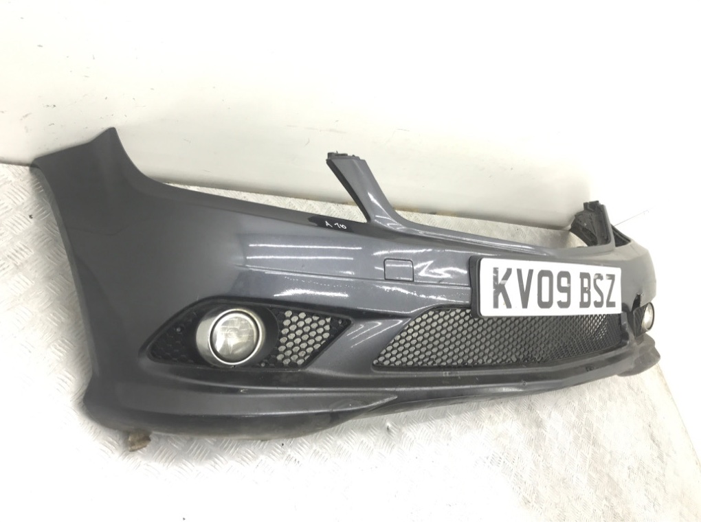 Бампер передний бу для Mercedes C W204 3.0 CDI,  2009 г.