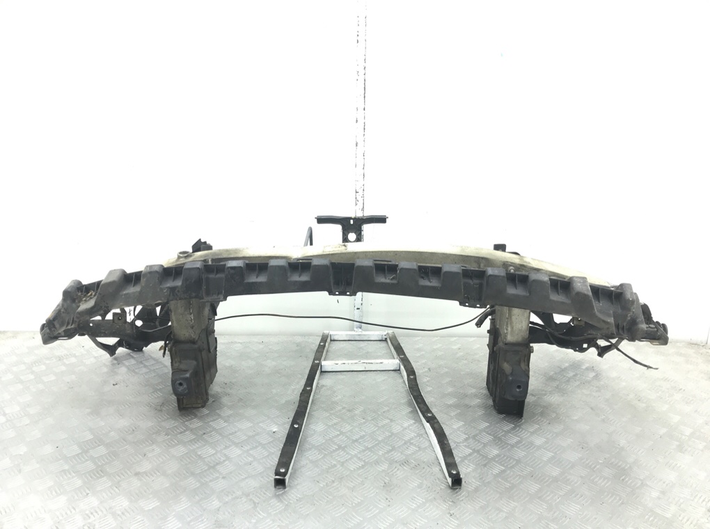 Панель передняя (телевизор) бу для Mercedes C W204 3.0 CDI,  2009 г.