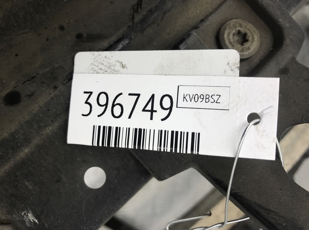 Панель передняя (телевизор) бу для Mercedes C W204 3.0 CDI,  2009 г.