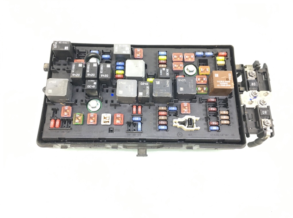 Блок предохранителей бу для Opel Insignia 2.0 CDTi, 2012 г.