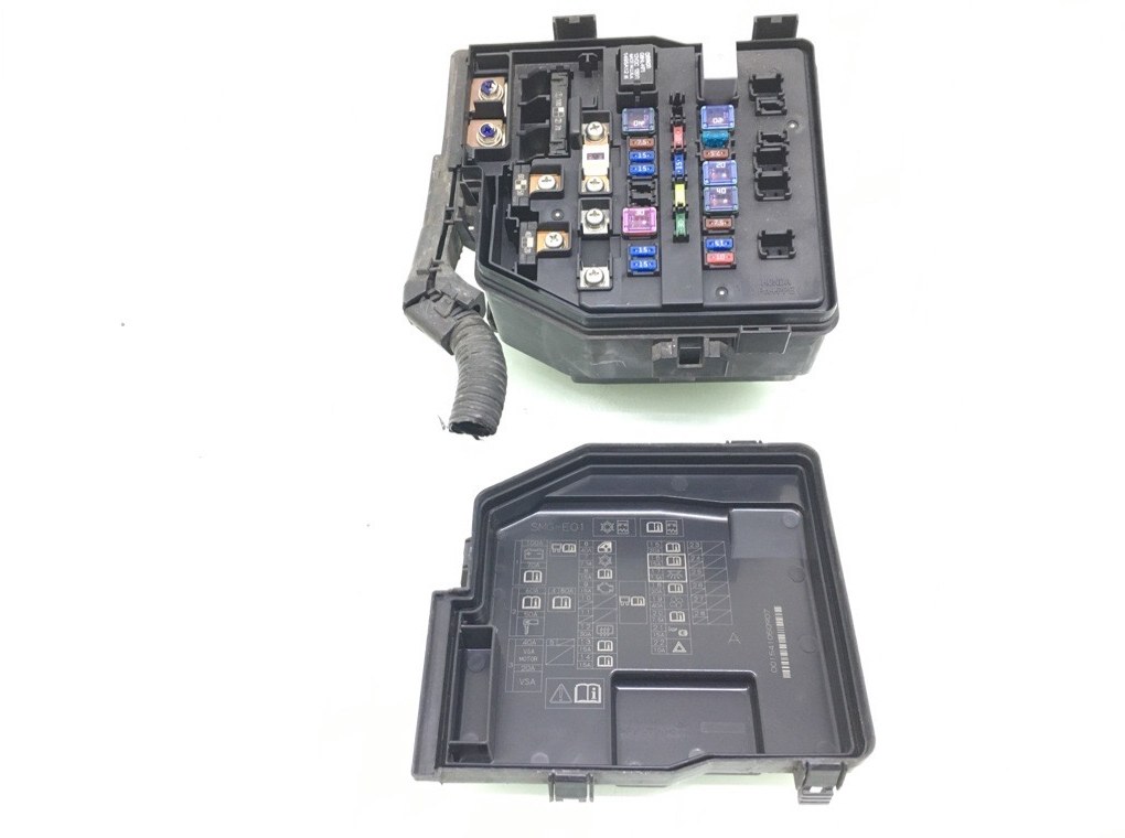 Блок предохранителей бу для Honda Civic 8 1.8 i, 2006 г.