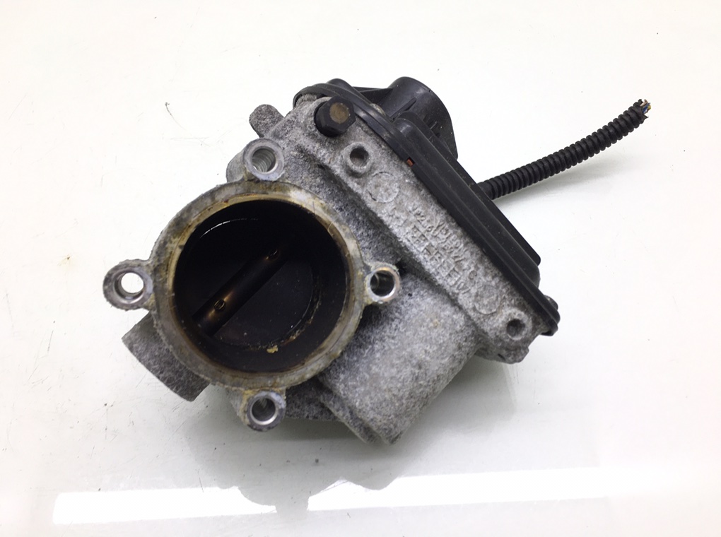 Заслонка дроссельная бу для Ford C-Max  1.6 i,  2008 г.