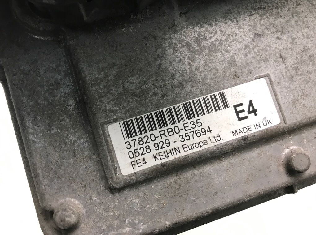 Блок управления двигателем бу для Honda Jazz 2 1.3 i,  2010 г.