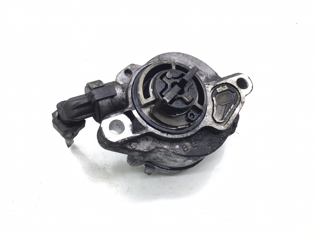 Насос вакуумный бу для Peugeot 3008  1.6 HDi,  2011 г.