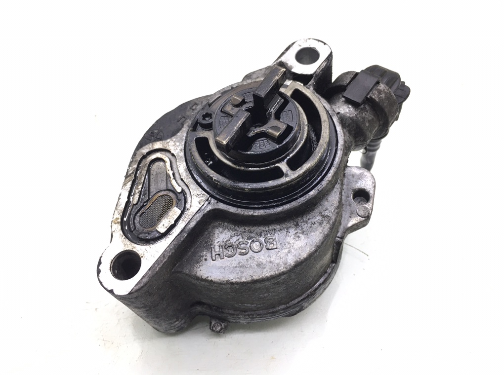 Насос вакуумный бу для Peugeot 3008  1.6 HDi,  2011 г.