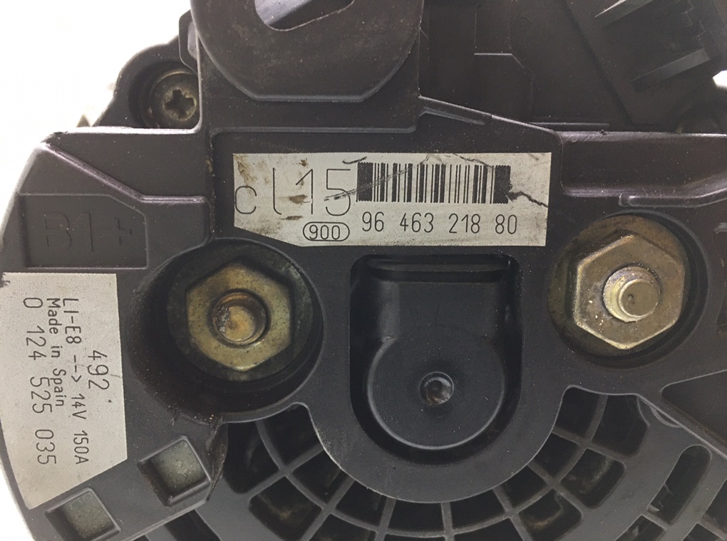 Генератор бу для Peugeot 3008  0124525035,  2011