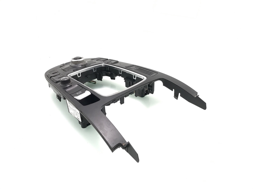 Блок управления магнитолой бу для Audi A5  2.0 TDi,  2011 г.