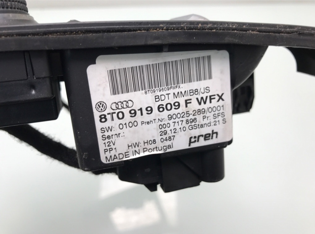 Блок управления магнитолой бу для Audi A5  2.0 TDi,  2011 г.