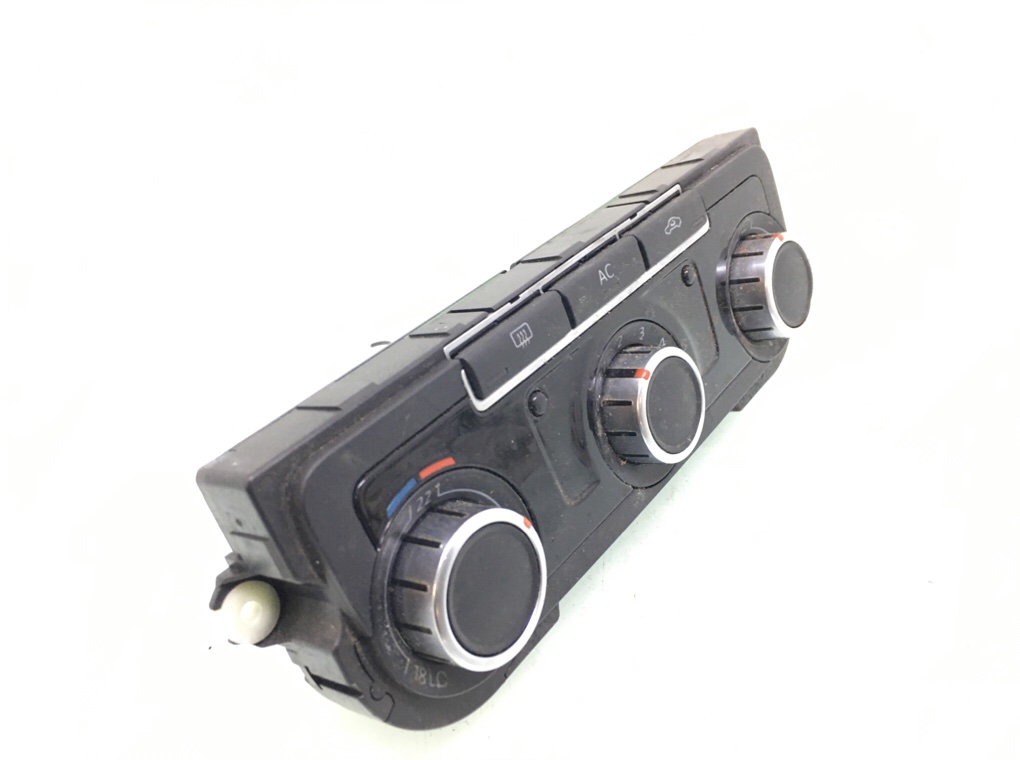 Блок управления печки/климат-контроля бу для Volkswagen Golf 6 1.4 TSI, 2010 г. Блок управления печки/климат-контроля бу для Volkswagen Golf 6 1.4 TSI, 2010 г.