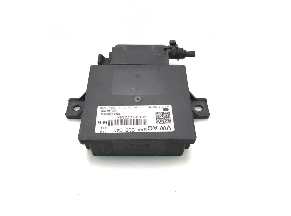 Преобразователь напряжения бу для Volkswagen Passat B7 1.6 TDi,  2011 г.