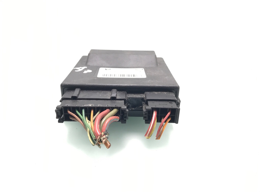 Блок управления крышкой багажника бу для Mercedes ML W164 3.0 CDi, 2005 г. Блок управления крышкой багажника бу для Mercedes ML W164 3.0 CDi, 2005 г.