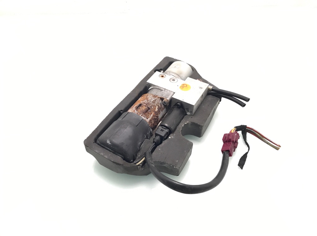 Механизм подъема крышки (двери) багажника бу для Mercedes ML W164 3.0 CDi,  2005 г.