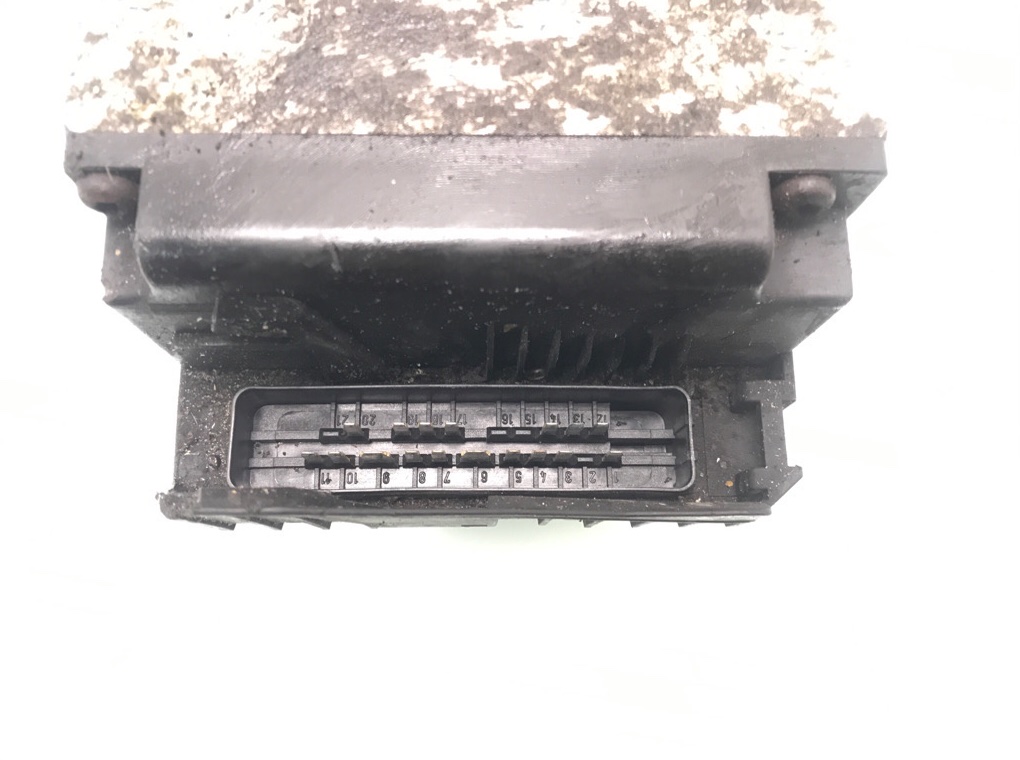 Блок ABS бу для Audi A4 B5 1.8 i,  1996 г.