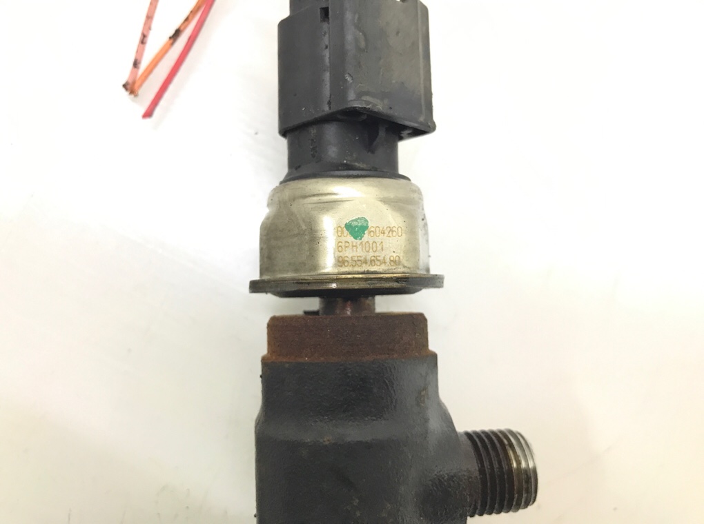 Топливная рампа бу для Peugeot 308 T7 1.6 HDi,  2009 г.