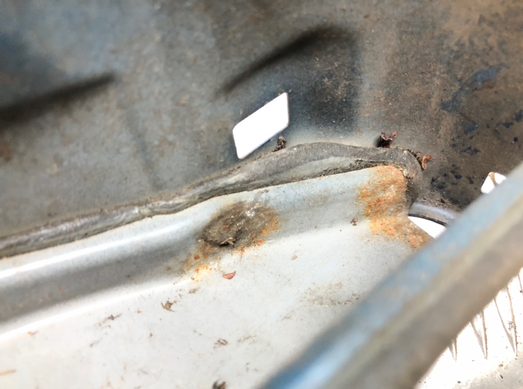 Крыло переднее левое бу для Nissan X-Trail T31 2.5 i,  2007 г.