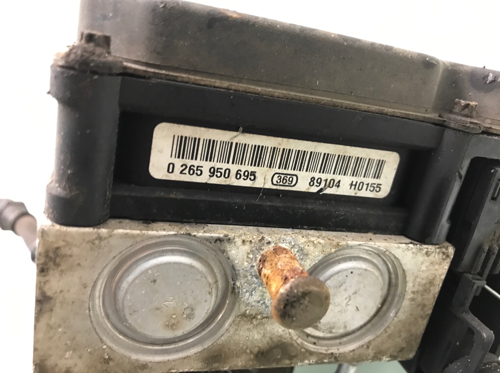 Блок ABS бу для Hyundai i30  1.4 i,  2009 г.