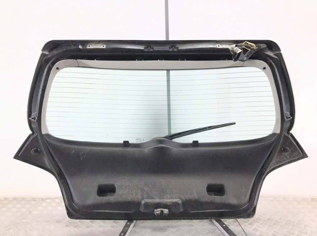 Крышка багажника бу для Peugeot 307  2.0 i,  2004 г.