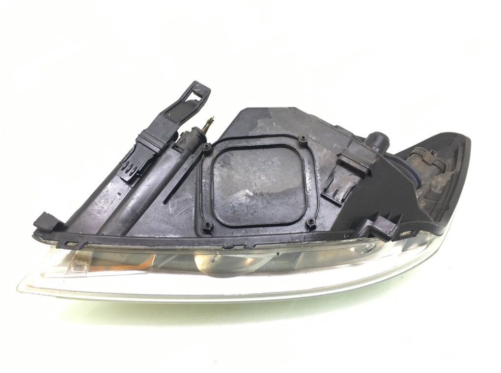 Фара правая бу для Ford Focus 2 1.6 i,  2008 г.