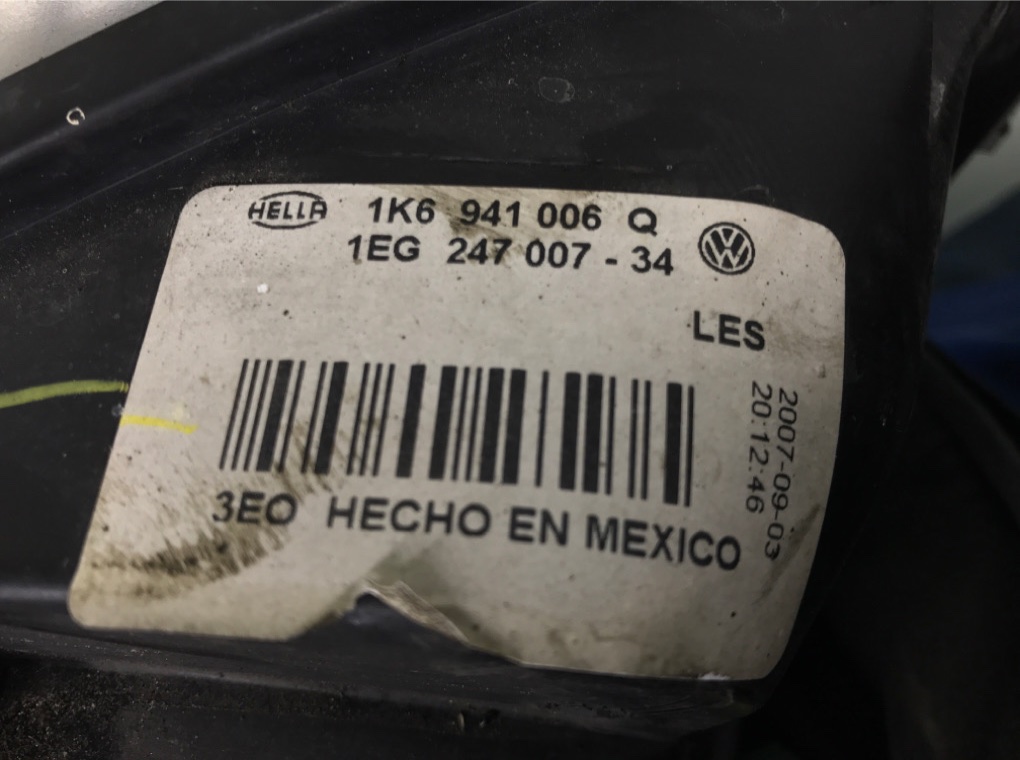 Фара правая бу для Volkswagen Golf 5 2.0 TDi,  2007 г.