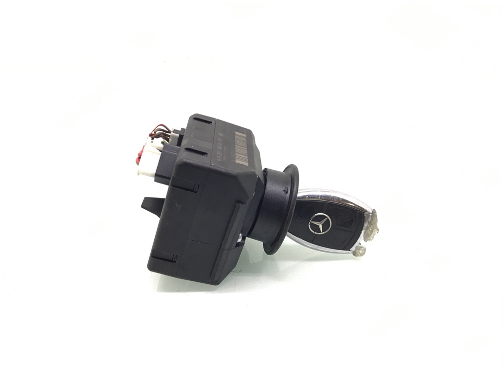 Замок зажигания бу для Mercedes C W204 3.0 CDI, 2008 г. Замок зажигания бу для Mercedes C W204 3.0 CDI, 2008 г.