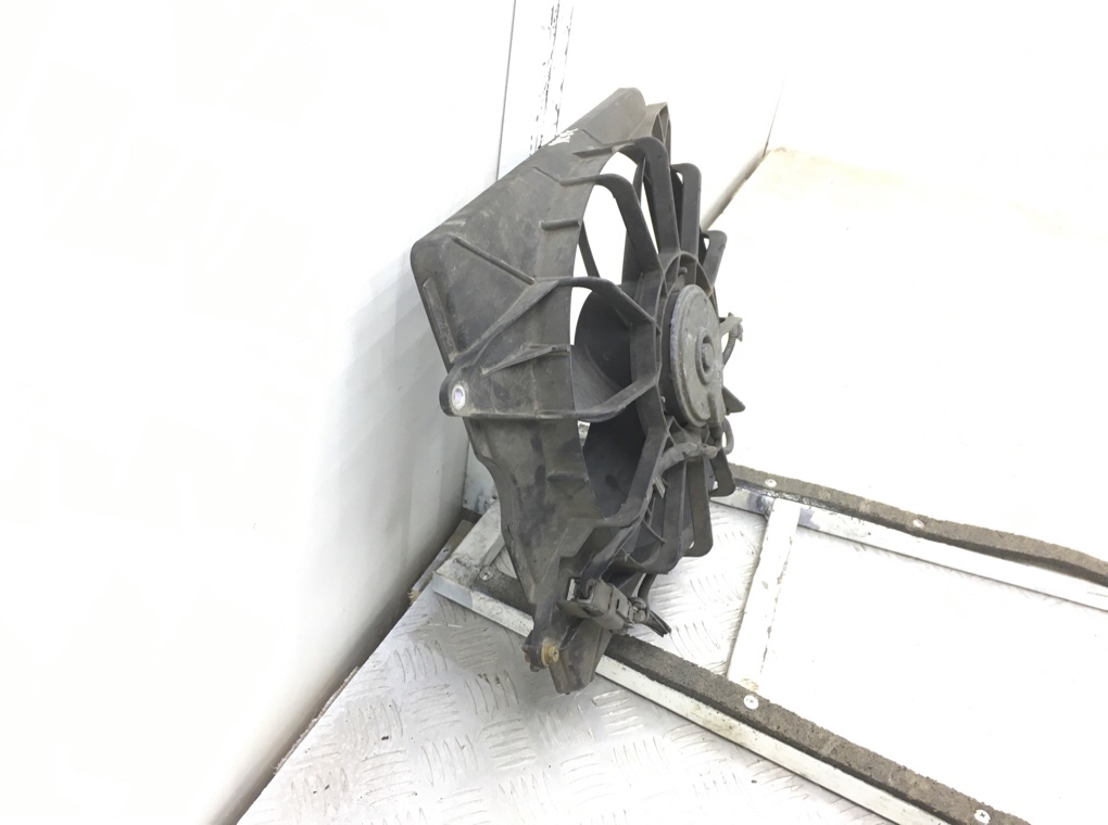 Вентилятор радиатора бу для Honda Civic 8 2.2 CTDi,  2007 г.