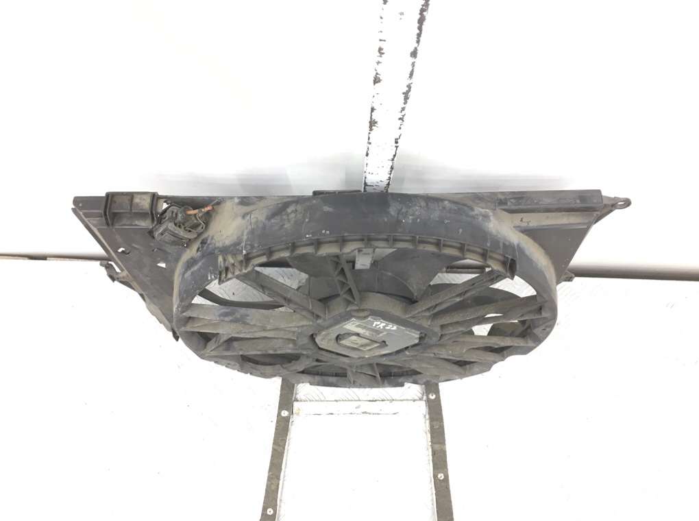 Вентилятор радиатора бу для BMW 3 E90/E91/E92/E93 2.0 TD,  2005 г.