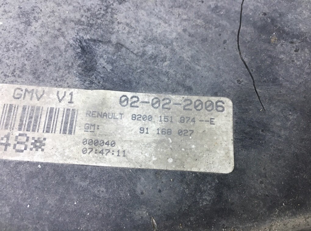 Вентилятор радиатора бу для Opel Vivaro  1.9 DCi,  2006 г.