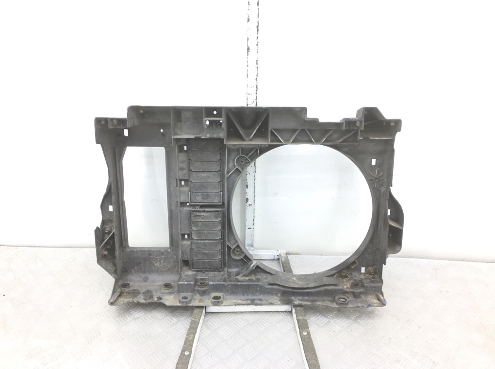 Панель передняя (телевизор) бу для Citroen C5  2.0 HDi,  2007 г.