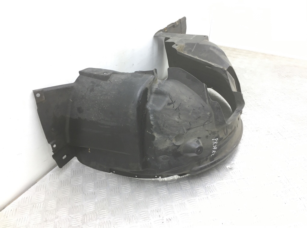 Защита арок передняя правая (подкрылок) бу для BMW 1 E87/E81/E82/E88 2.0 TD,  2007 г.