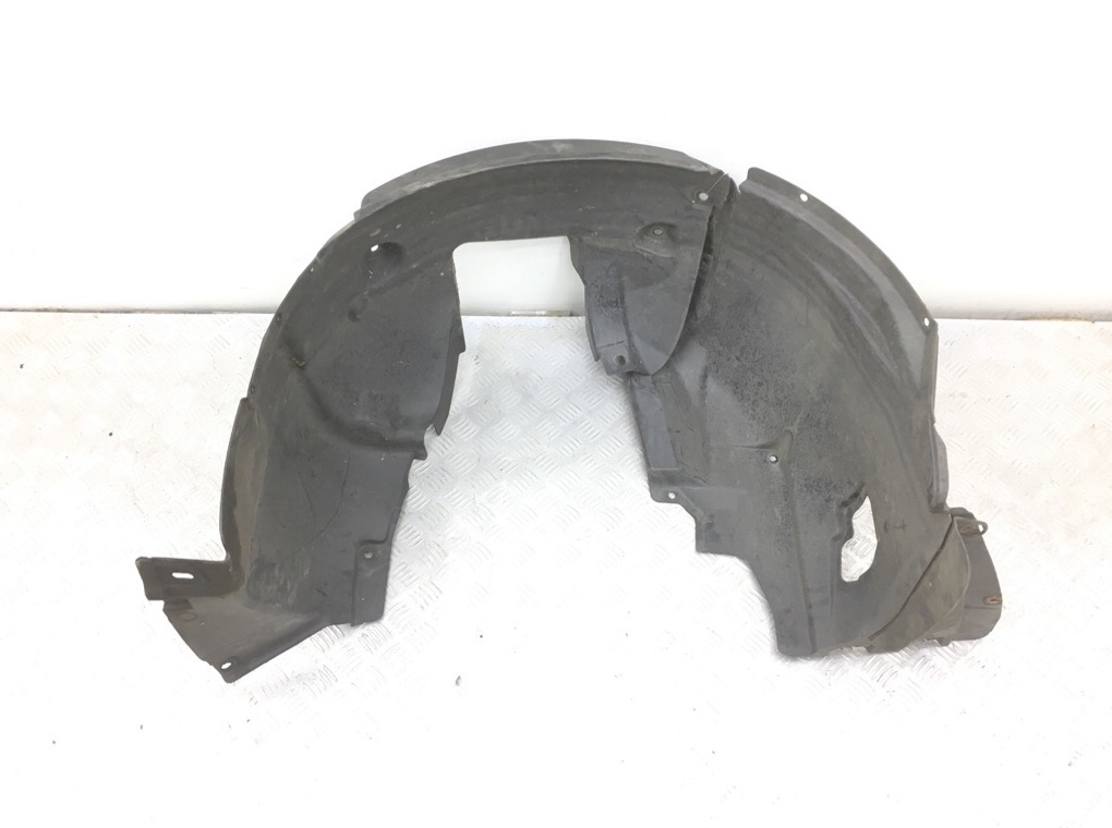 Защита арок передняя правая (подкрылок) бу для BMW 1 E87/E81/E82/E88 2.0 TD,  2007 г.