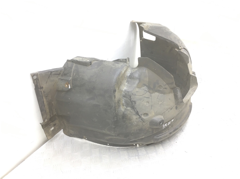 Защита арок передняя правая (подкрылок) бу для BMW 3 E90/E91/E92/E93 2.0 TD,  2005 г.