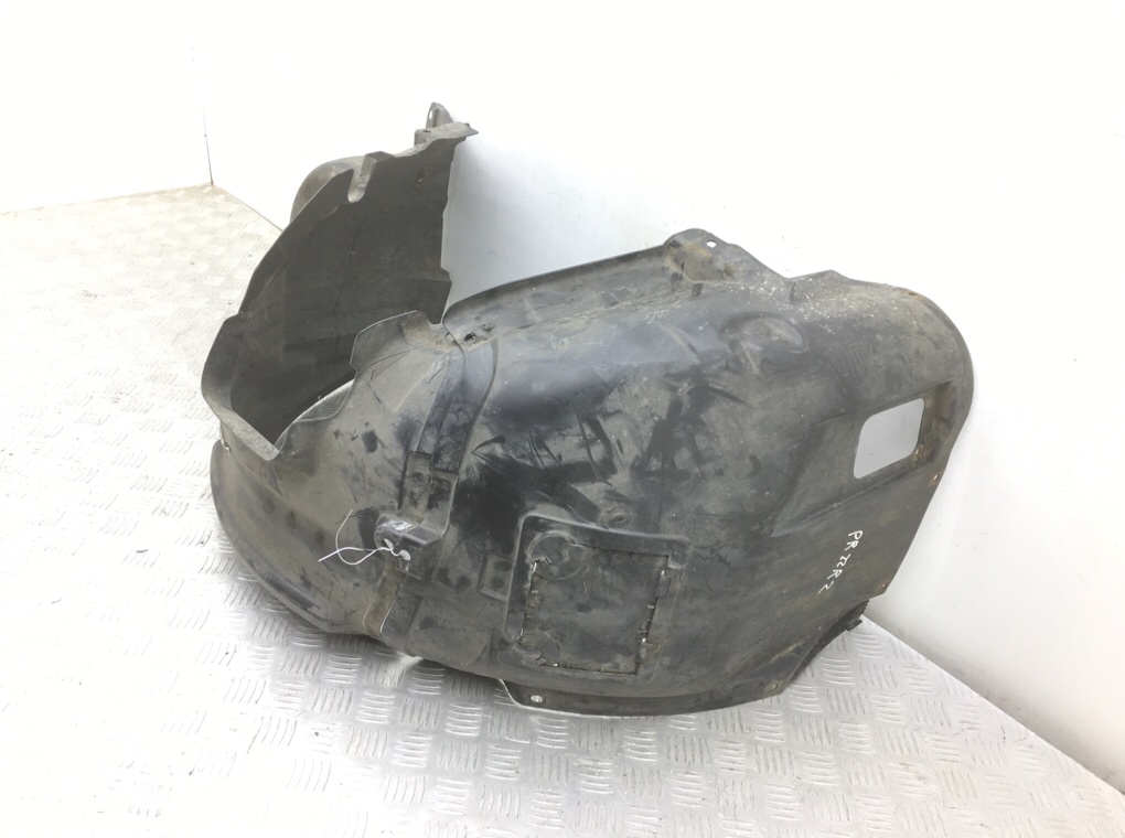 Защита арок передняя правая (подкрылок) бу для BMW 3 E90/E91/E92/E93 2.0 TD,  2005 г.