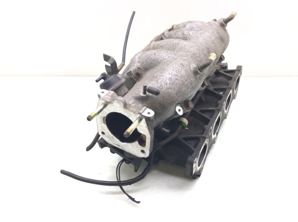 Коллектор впускной бу для Mazda MX5  1.8 i,  1998 г.