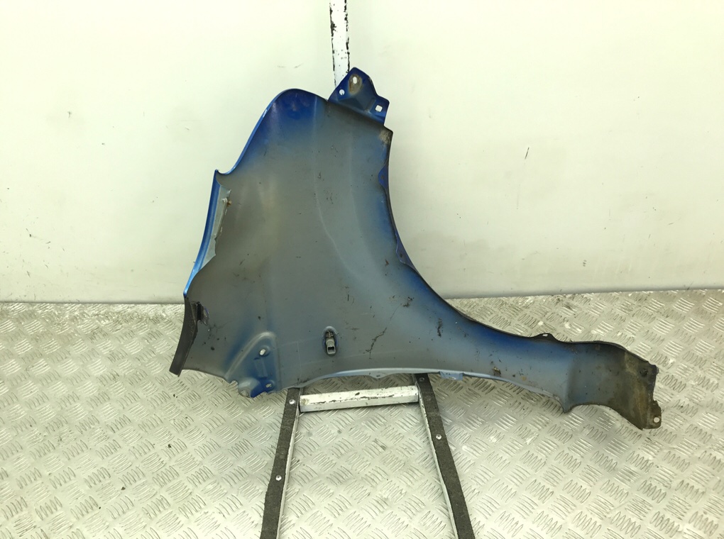 Крыло переднее левое бу для Toyota Aygo  1.0 i,  2009 г.
