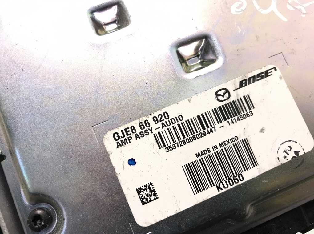 Усилитель музыкальный бу для Mazda 6  3 2.2 TDi,  2015 г.